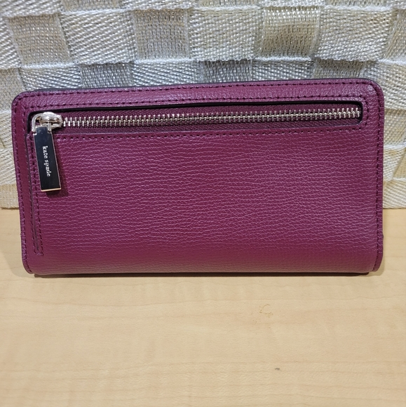 Kate Spade Slim Bifold Wallet Leather, 6.5” Wide, 3.5” Height, Leather like new - Picture 6 of 6